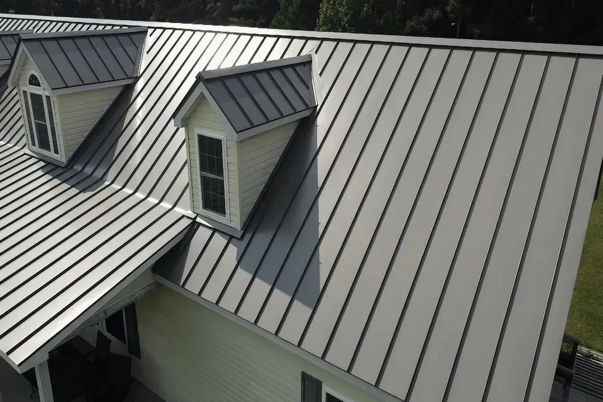 Completed roof replacement project by Howard Roofing & Construction, Wilmington NC
