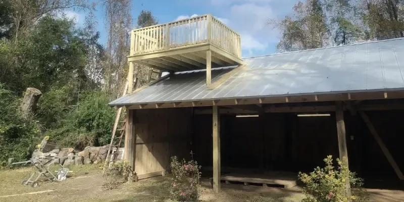 Custom deck and porch build by Howard Roofing & Construction, Wilmington NC